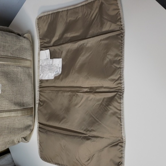 Pottery Barn Kid's Linen Classic Diaper Bag Trendy Linen Gold MSRP $199 - Picture 12 of 16